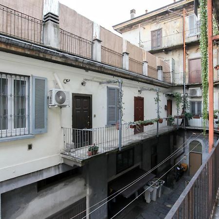 V.Le Certosa Comfy Studio! Apartment Милано Екстериор снимка